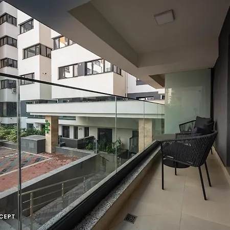 Stylish Near Center בוקרשט