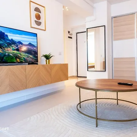 Stylish Near Center בוקרשט