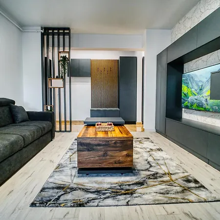 Stylish Hideaway Near Center