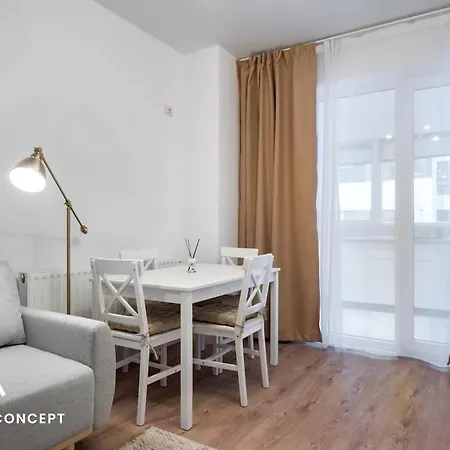 Apartment Stylish Near Center