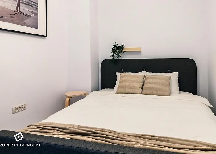 Stylish Near Center
