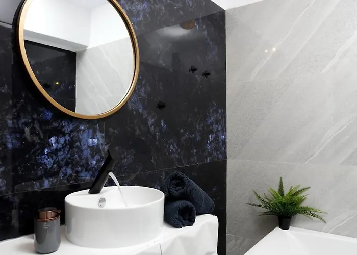 Stylish Near Center דירה בוקרשט