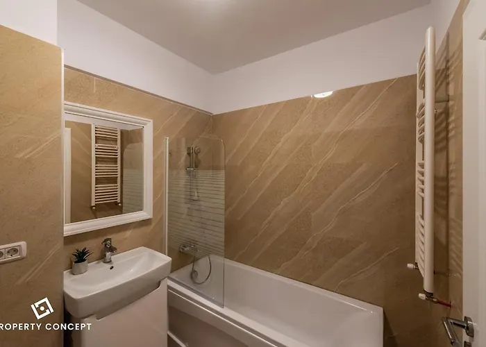 Stylish Near Center Apartman *