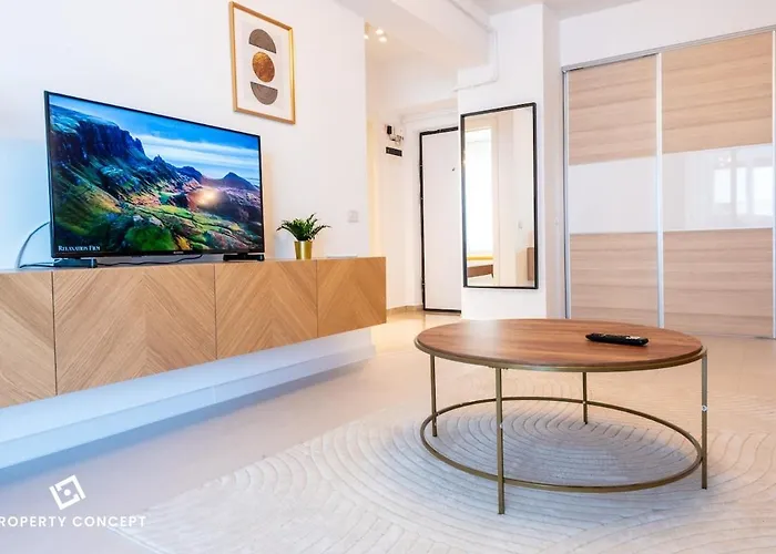 Stylish Near Center בוקרשט